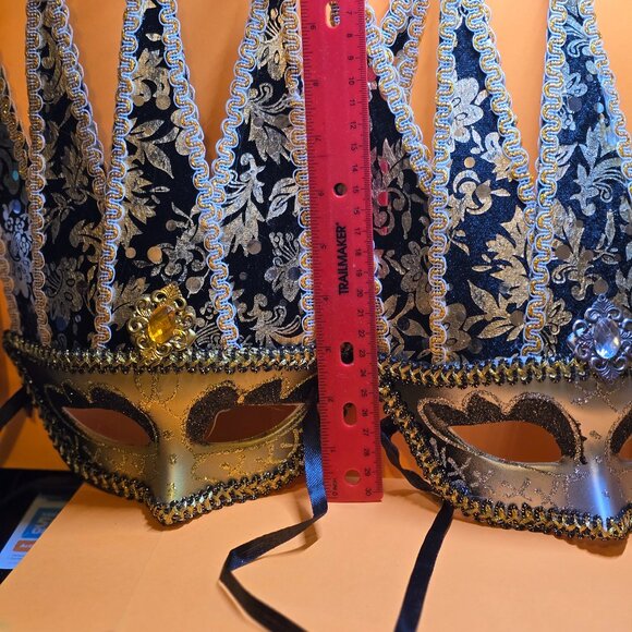 MASK STUNNING AND TALL VENETIAN MASK .. PARTY TIME !!!!! ALL OCCASIONS !!! - Picture 1 of 15